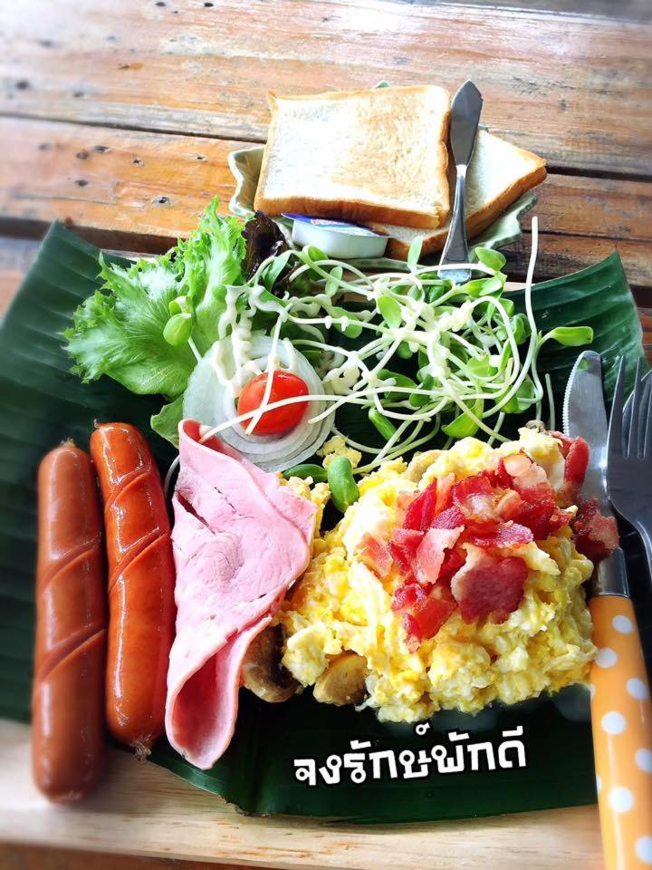 Bed and Breakfast Jong Lux Pak Dee Uttaradit Exteriér fotografie