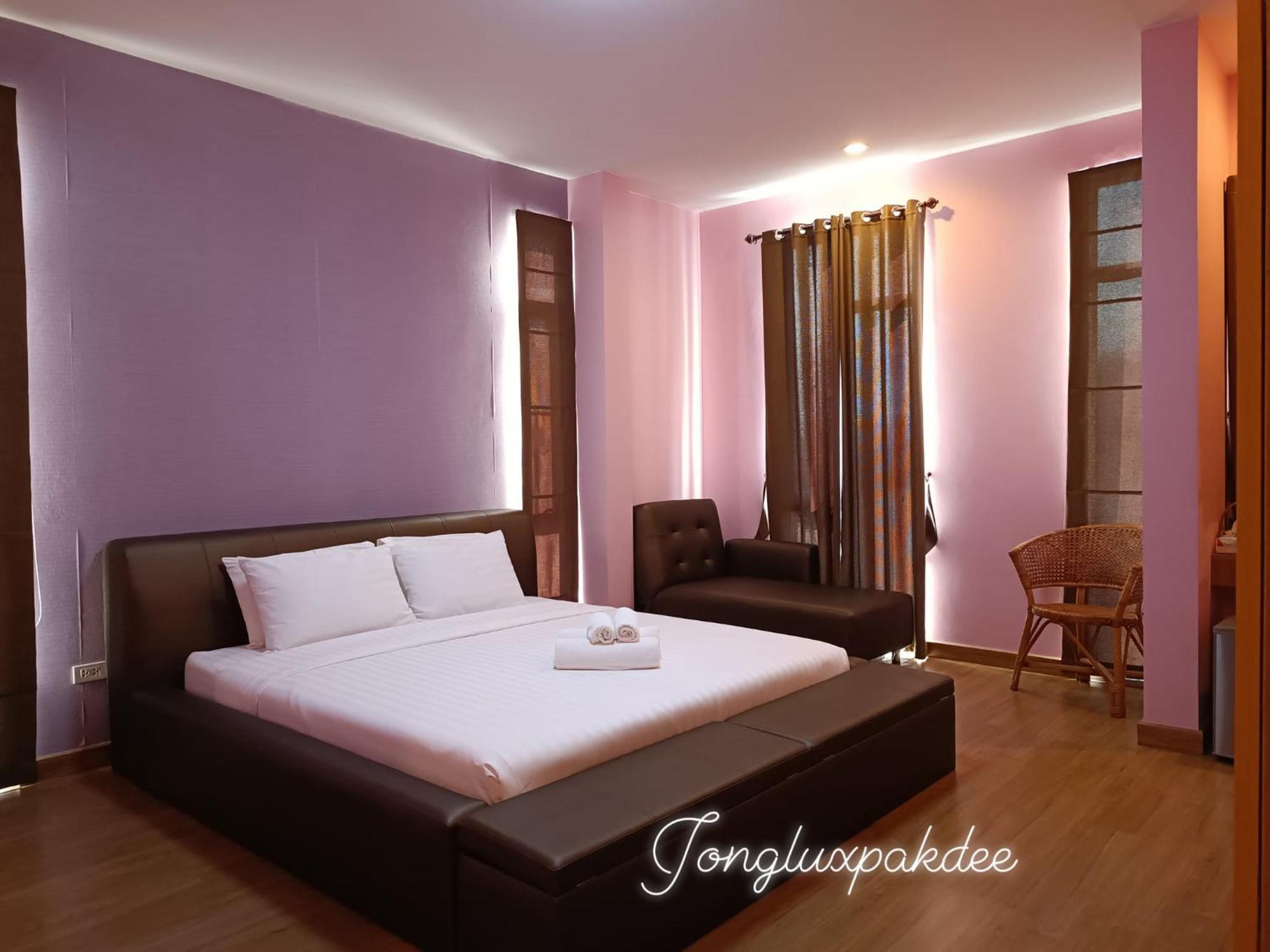 Bed and Breakfast Jong Lux Pak Dee Uttaradit Exteriér fotografie